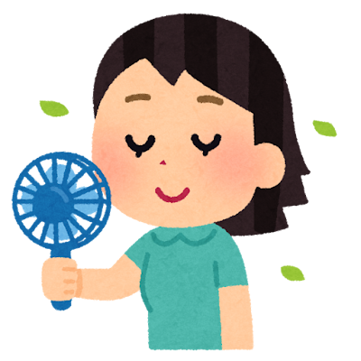 ハンディファンを持っている女性